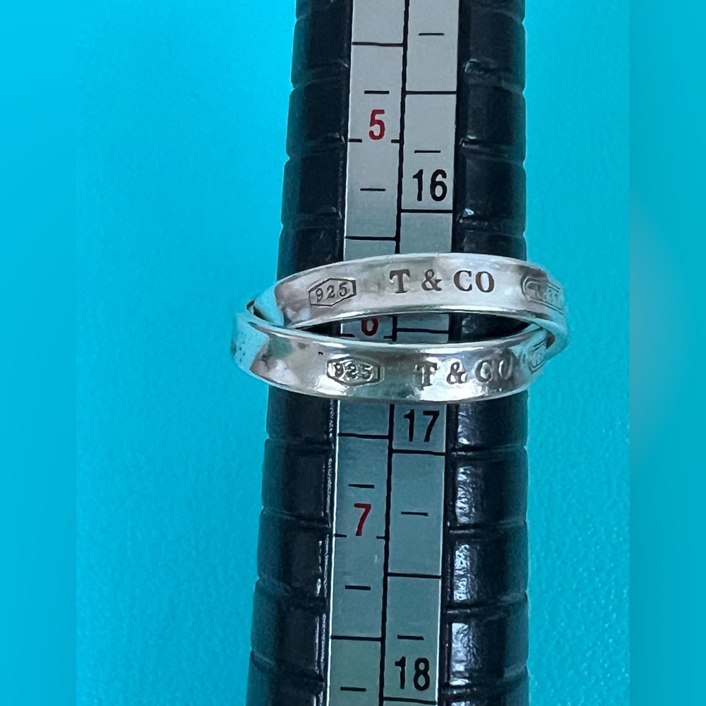🔴Authentic TIFFANY & CO Sterling Silver 1837 Interlocking Circles Ring 🔴 - Picture 6 of 8